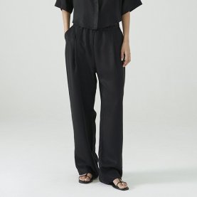 Perry Wide Leg Trousers in Black Tencel | The Collaborative Store