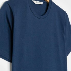 Elio Organic Cotton Crew Neck T-Shirt in Blue | The Collaborative Store