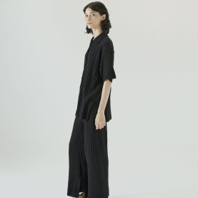 Lira Knitted Shirt in Black Cotton | The Collaborative Store