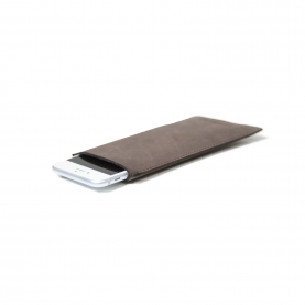 Leather Smartphone Case | The Collaborative Store