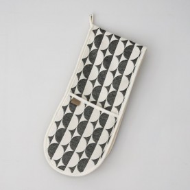 Marylebone Double Oven Glove | The Collaborative Store