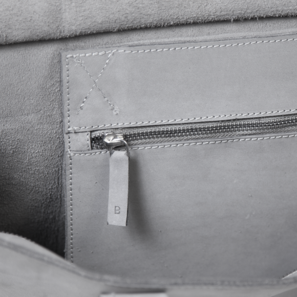 The Minimal XL Leather Bag | The Collaborative Store