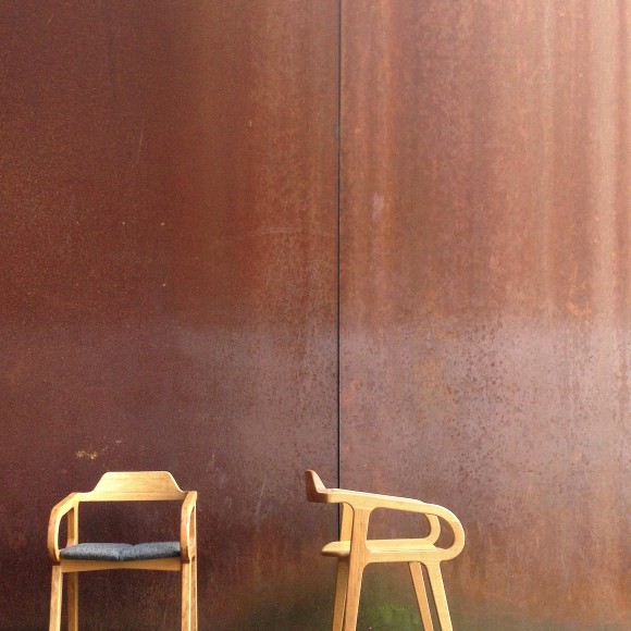 Solid Oak R-Chair | The Collaborative Store