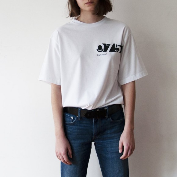 LE 75 Oversized T-shirt in White | The Collaborative Store