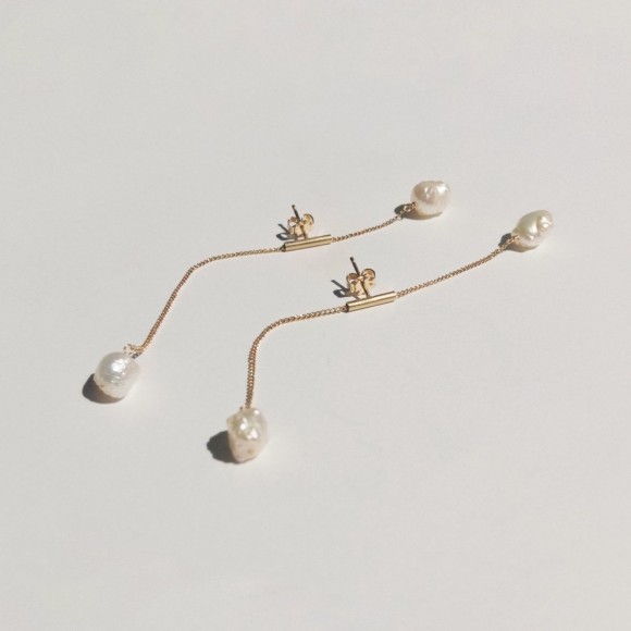 Twin Earrings With Rosebud Pearls | The Collaborative Store