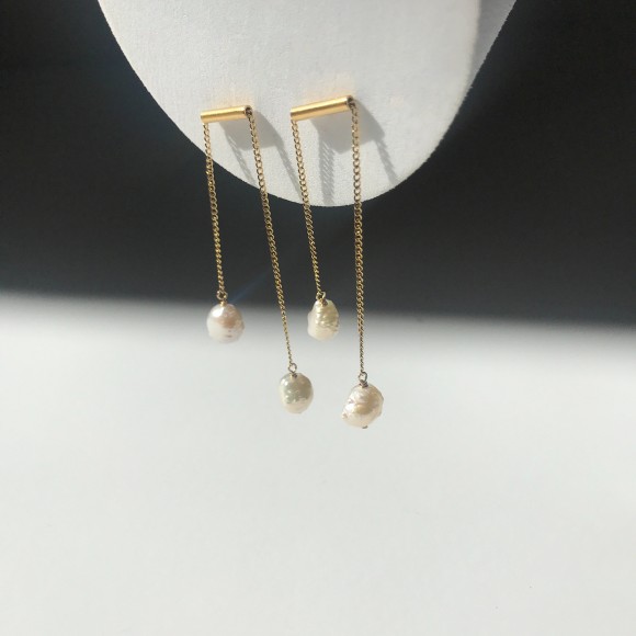 Twin Earrings With Rosebud Pearls | The Collaborative Store