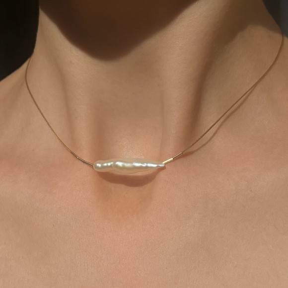 Finger Pearl Necklace in Natural | The Collaborative Store