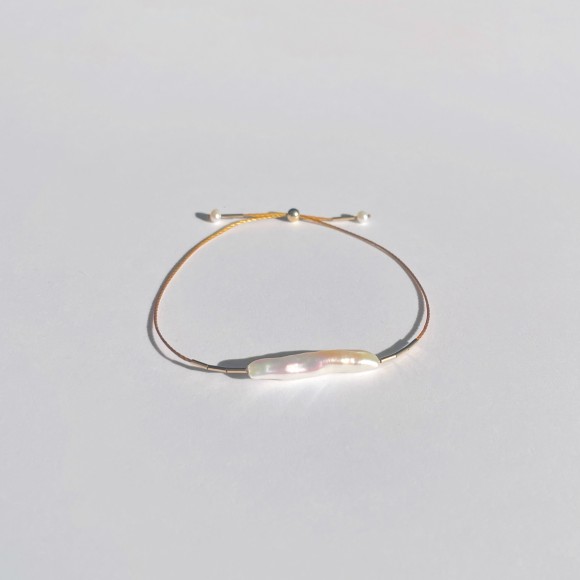 Finger Pearl Bracelet in Natural | The Collaborative Store